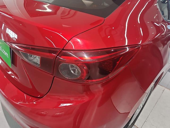 3 Axela 2017 Sedan 1.5L AT Luxury China V photo 7
