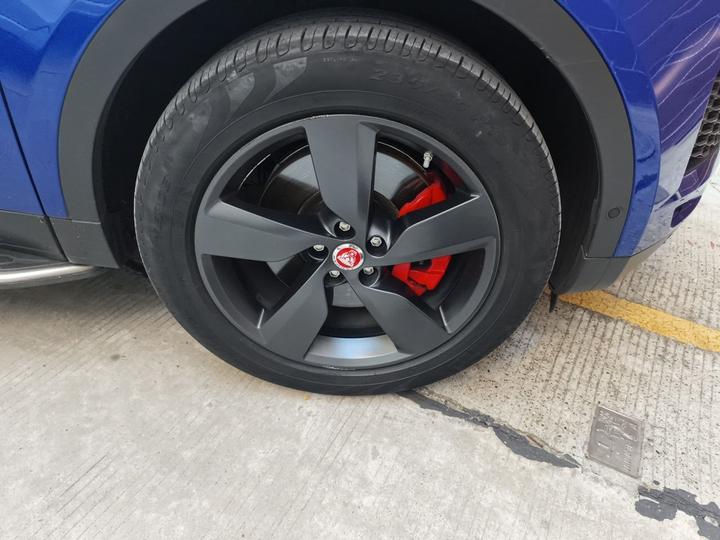 E-PACE 2018 P250 S China V photo 8