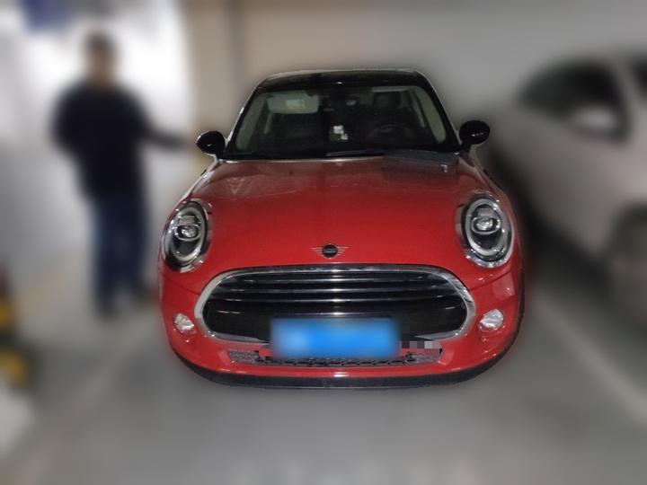2018 1.5T COOPER Classic 5-Door photo 2