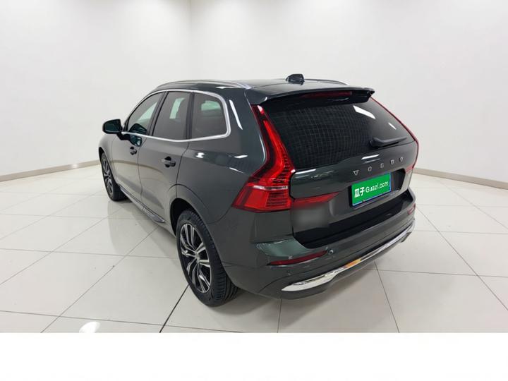 XC60 2022 B5 AWD Luxury photo 4