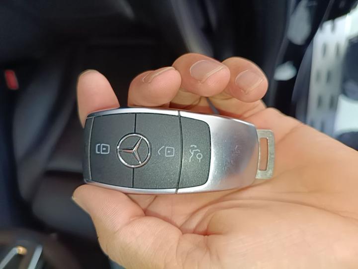 GLC 2021 GLC 260 L 4MATIC Dynamic photo 8
