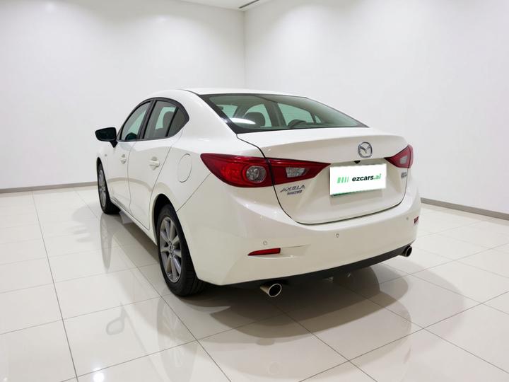 3 Axela 2016 Sedan 1.5L AT Luxury photo 4