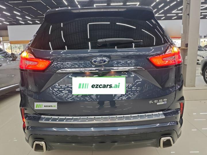 Edge 2020 EcoBoost 245 RWD 7-Seater photo 3