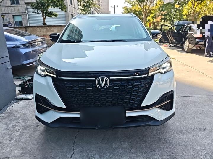 CS55PLUS 2022 1.5T DCT Luxury photo 2