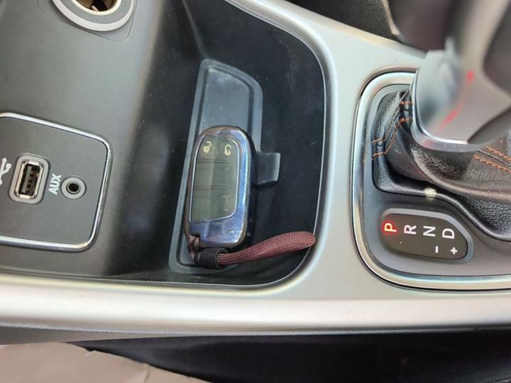 Compass 2017 200T AT photo 8