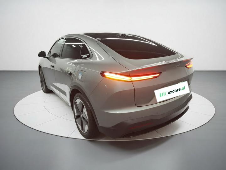 L60 2024 60kWh RWD photo 4
