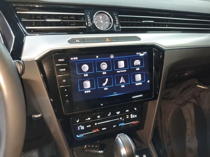 Magotan GTE PHEV 2022 GTE Luxury photo 8