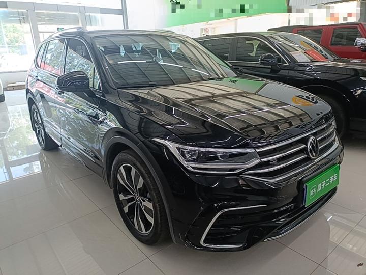 Tiguan L 2022 330TSI AT RWD R-Line photo 3