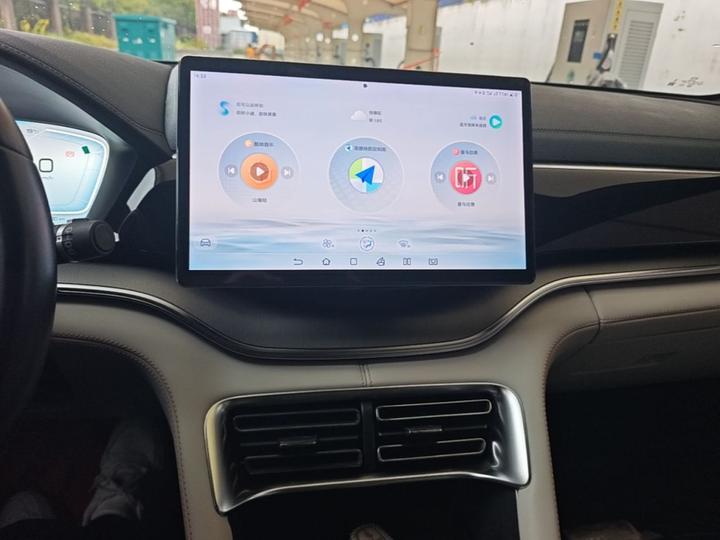 Song PLUS EV 2023 Champion EV 520KM Premium photo 8