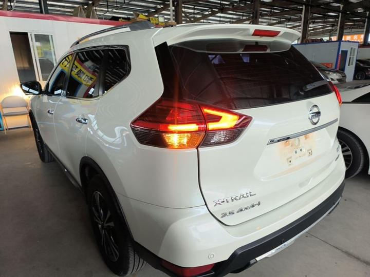 X-Trail 2019 2.5L CVT Connected Luxury 4WD photo 4