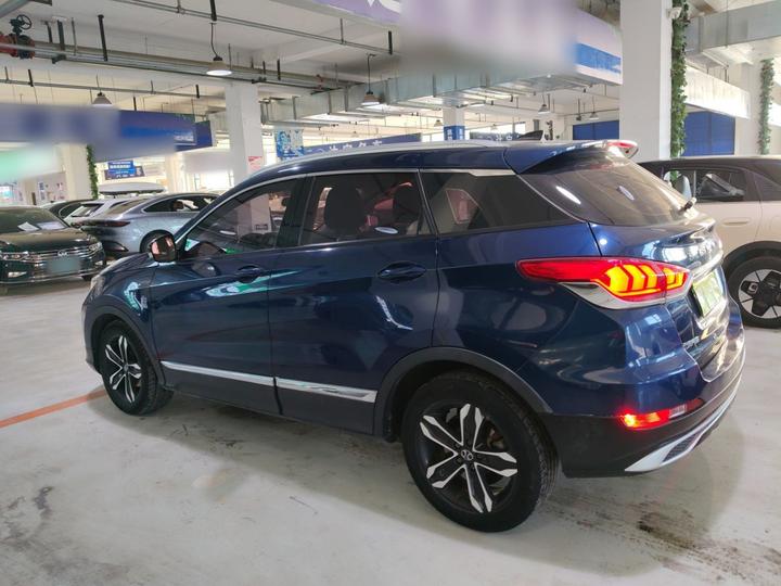 BAIC 2018 1.5T MT Progressive China V photo 4