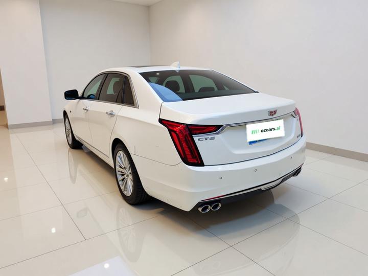 CT6 2022 28T Luxury photo 4