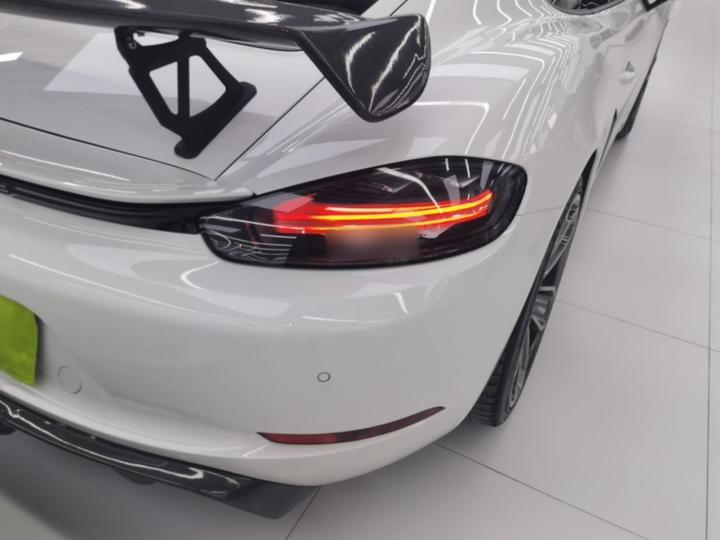718 2016 Cayman 2.0T photo 7