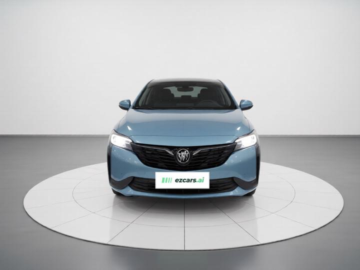 6 2020 PHEV photo 2
