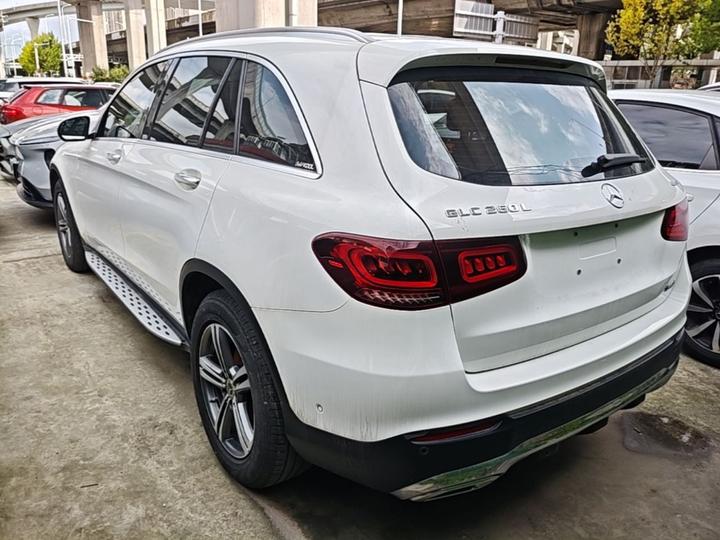 GLC 2020 Facelift GLC 260 L 4MATIC Luxury photo 4
