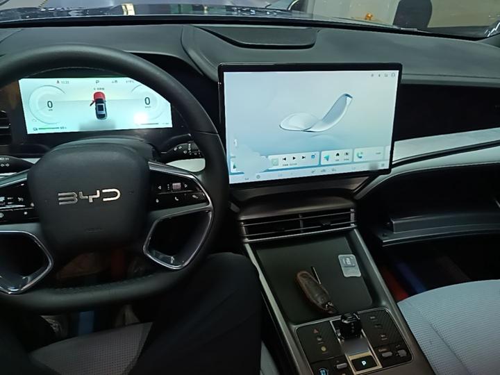 Seal 2023 DM-i 1.5L 121km Luxury photo 5