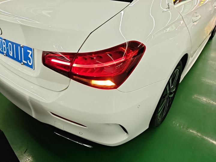 A-Class 2020 A 180 L Sport photo 7