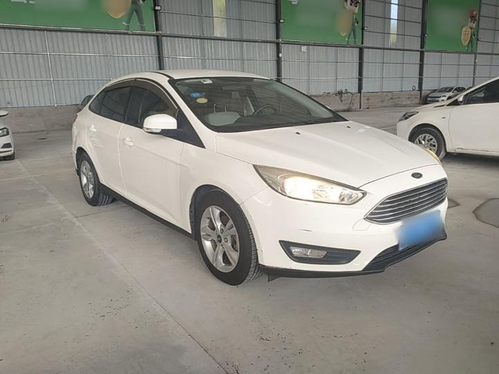 Focus 2015 Sedan 1.6L AT Comfort photo 3