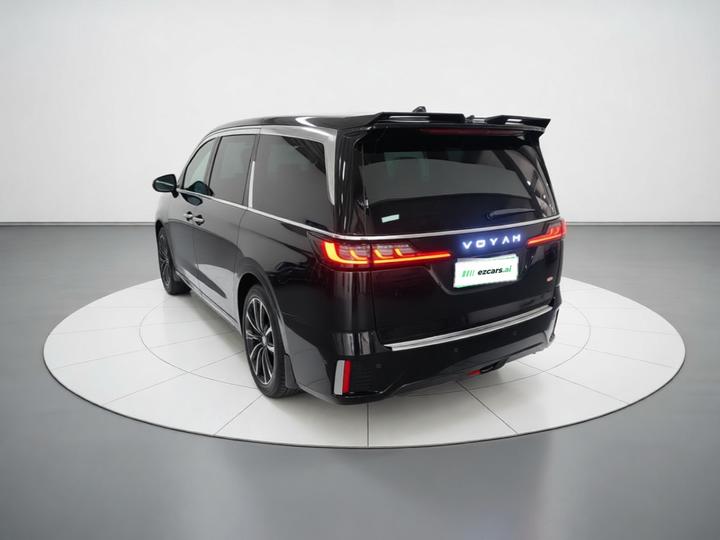 Voyah Dreamer 2026 PHEV Qiankun Max photo 5