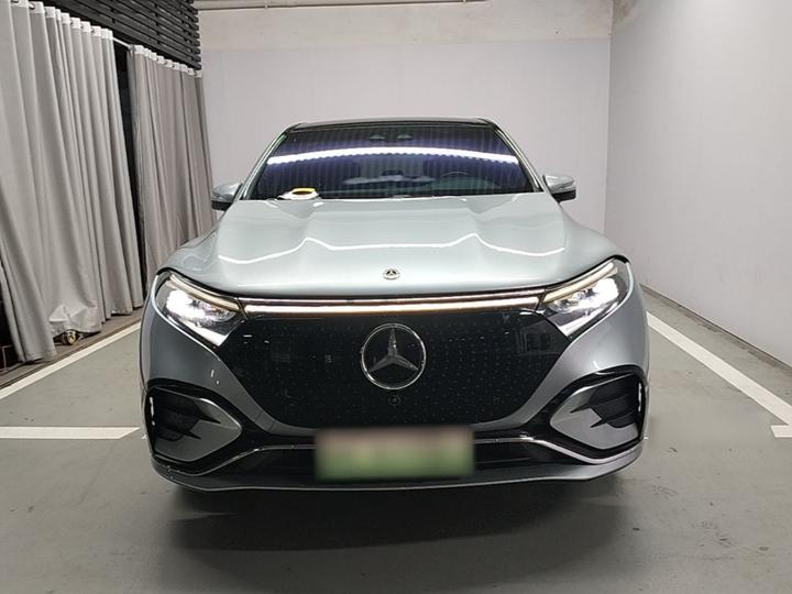 EQS SUV 2023 450 4MATIC photo 2