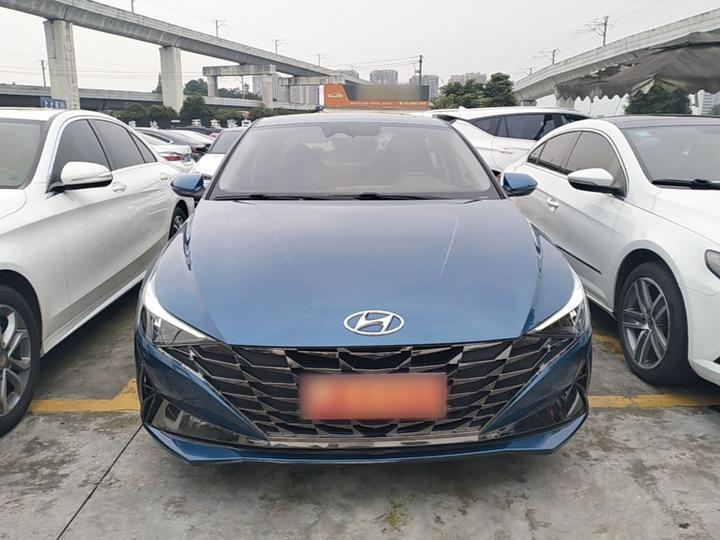 Elantra 2022 1.5L CVT LUX Premium photo 2