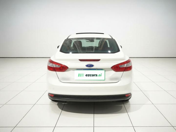 Focus 2012 Sedan 1.6L MT photo 5