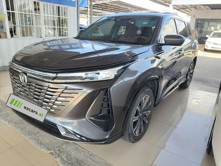 CS75 PLUS 2023 3rd Gen 1.5T AT Pilot