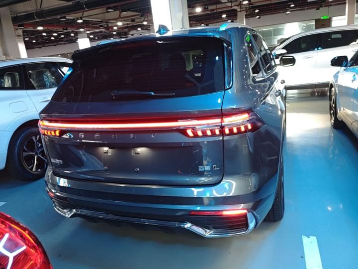 Xingyue L 2024 2.0TD DCT EVO RWD photo 3