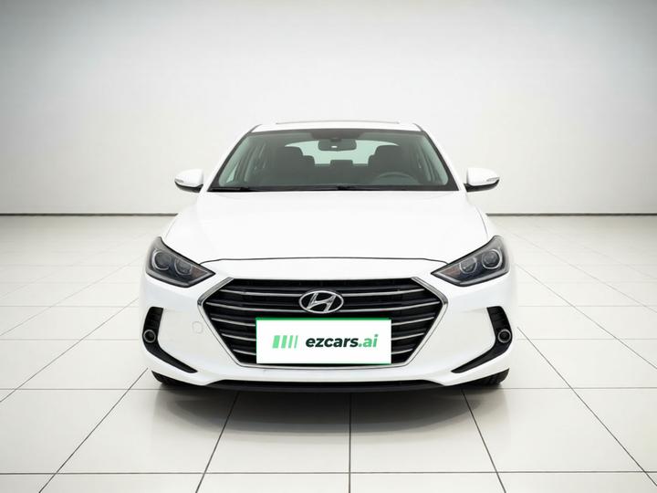 Elantra 2016 1.6L AT Smart Elite photo 2