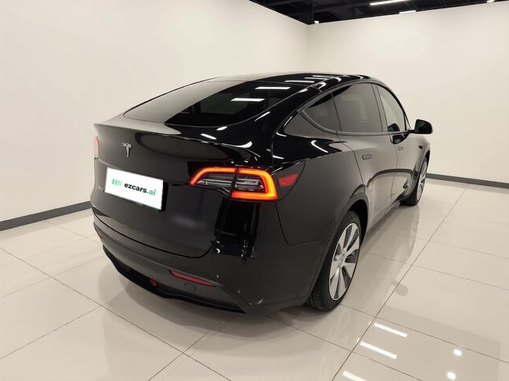 Model Y 2022 Facelift RWD photo 6