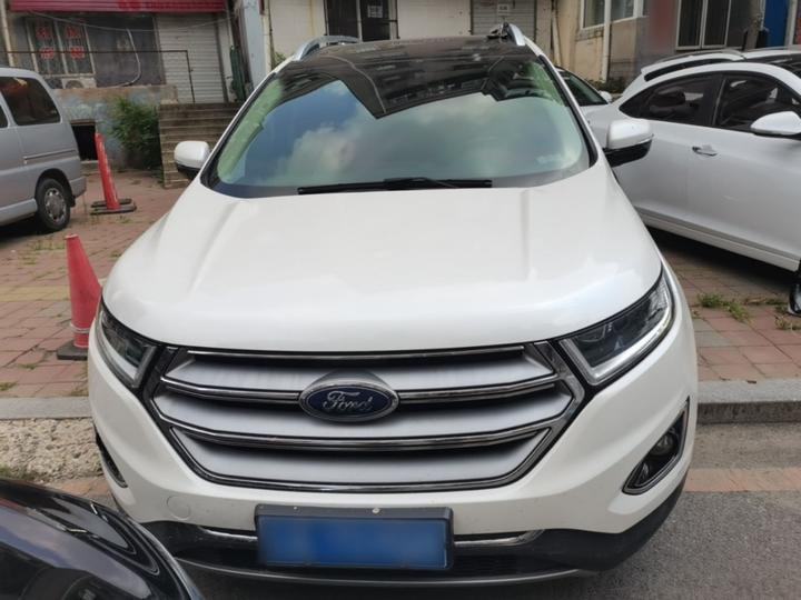 Edge 2016 EcoBoost 245 RWD 7-Seater photo 2