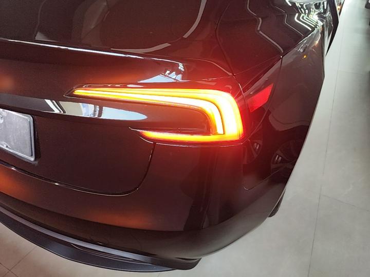 Model 3 2025 RWD photo 7