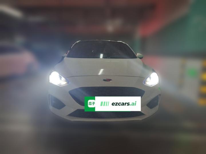 Focus 2021 Sedan EcoBoost 180 AT ST Line photo 2