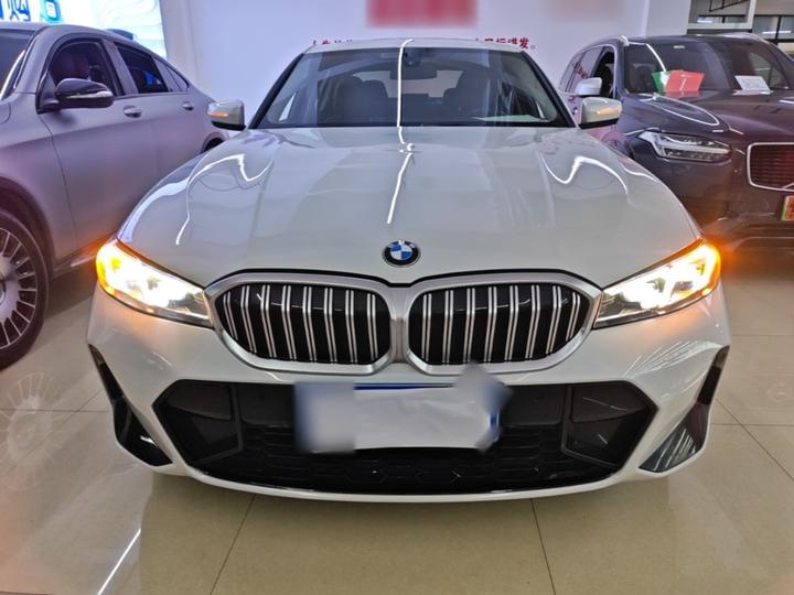 3 Series 2024 320Li M Sport Package photo 2