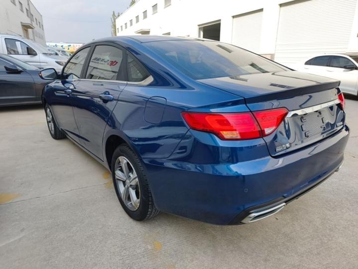 Emgrand GL 2019 1.4T CVT Elite Smart photo 4