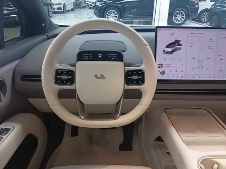 Li Auto i6 2025 AWD Standard photo 6