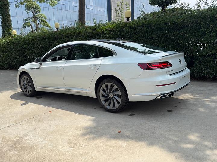 FAW-Volkswagen CC 2026 3000 380TSI photo 2