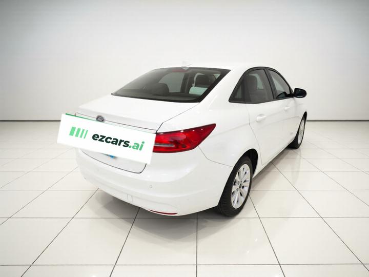 Escort 2015 1.5L AT Fashion photo 6