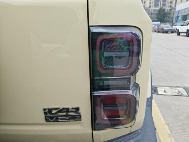 iCAR V27 2026 200KM AWD 700 photo 7