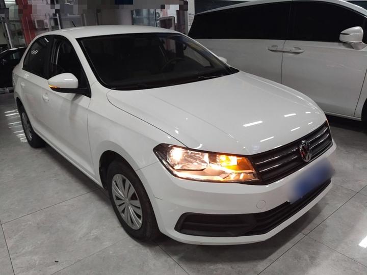 Santana 2019 1.5L AT China VI photo 3