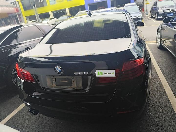 5 Series 2017 520Li photo 5