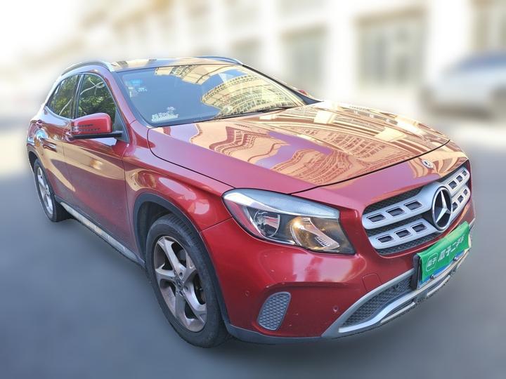 GLA 2017 GLA 200 Dynamic photo 3