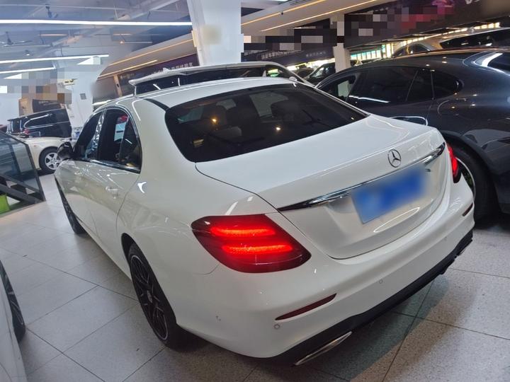 E-Class 2017 Facelift E 200 Sport 4MATIC photo 4