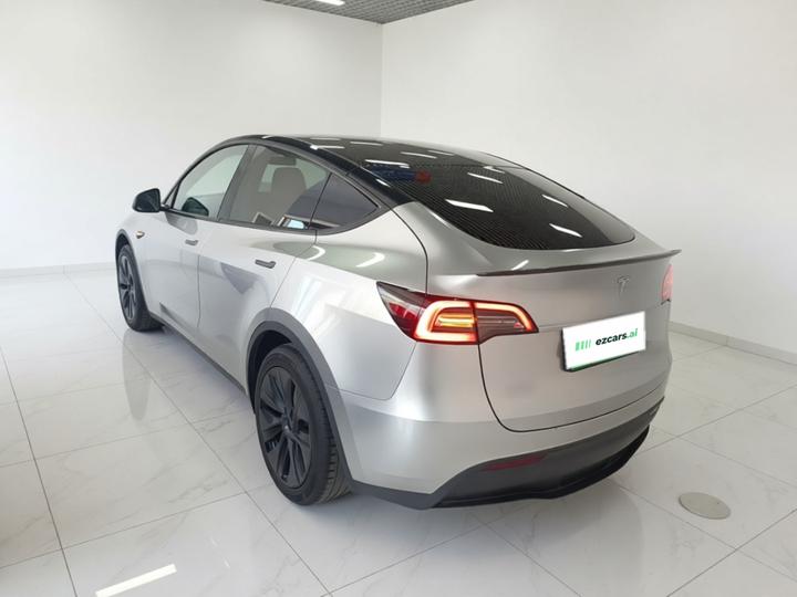 Model Y 2024 Long Range AWD photo 4