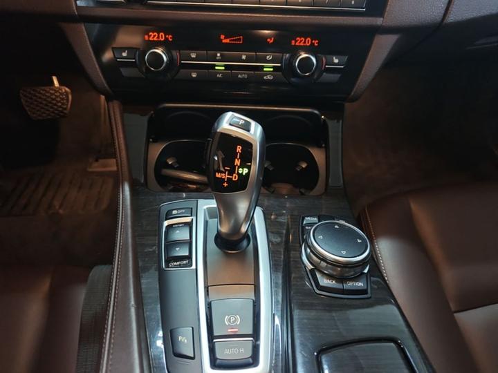 5 Series 2014 525Li Luxury Design Package photo 6