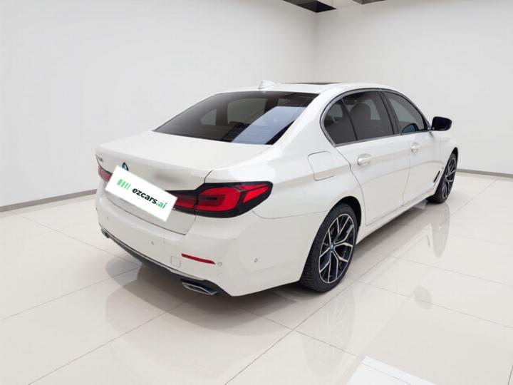 5 Series 2022 Facelift 530Li Exclusive Luxury photo 4