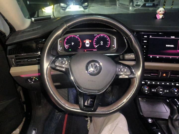 Passat 2019 330TSI Premium China V photo 3
