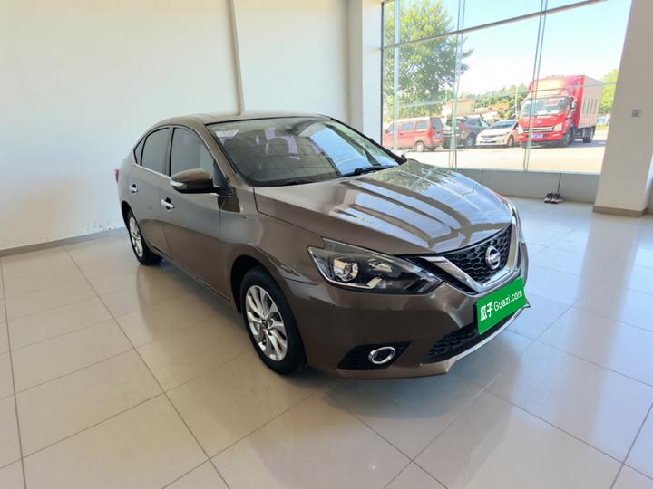 Sylphy 2016 1.6XV CVT Smart Premium photo 3