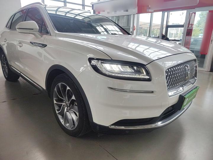 Nautilus 2021 2.0T AWD Exclusive photo 3