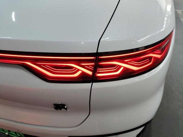 Han 2022 EV Founder 715KM FWD Flagship photo 7